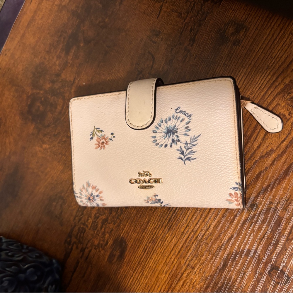 Coach Cream Floral Women's wallet
